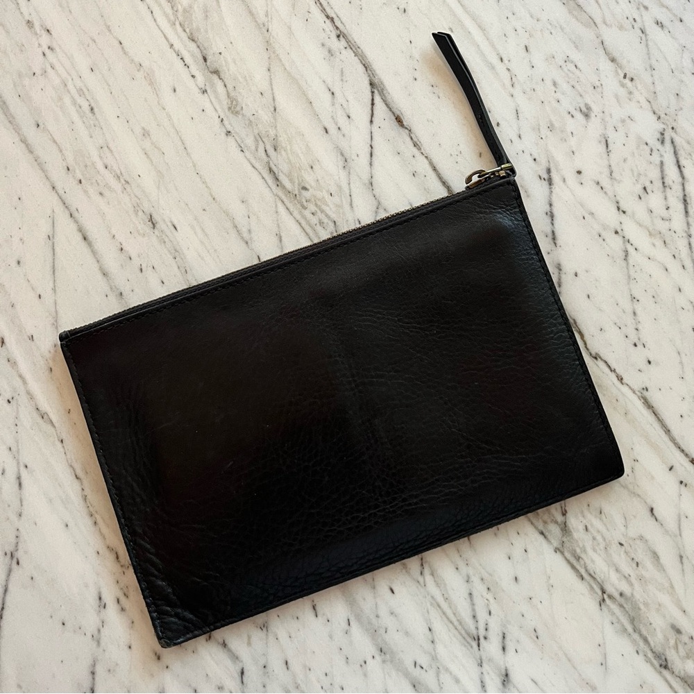 Madewell Leather Pouch Clutch in black